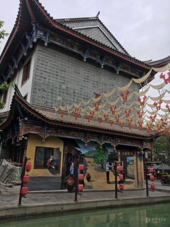 每次老公回老家，婆婆总是问他儿子，儿媳妇回来没有？为什么婆婆问这些？老公回去了不就可以了吗？游戏画面